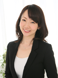 トレーニングコンサルタント 山村祐里江 Masako Yamamura トレーニングコンサルタント 梅原千草 Chigusa Umehara