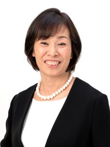 代表取締役　中村文子 Ayako Nakamura