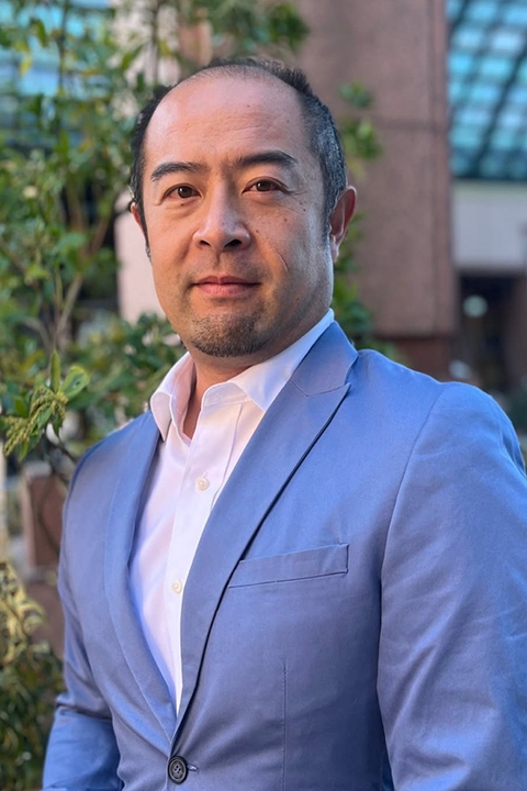 名久井康宏さん